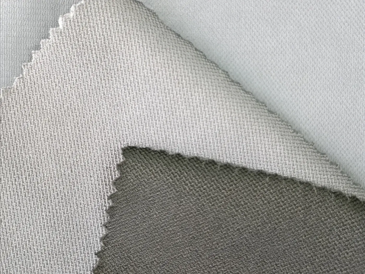 Clean cropped wicking elastic dobby fabric layers